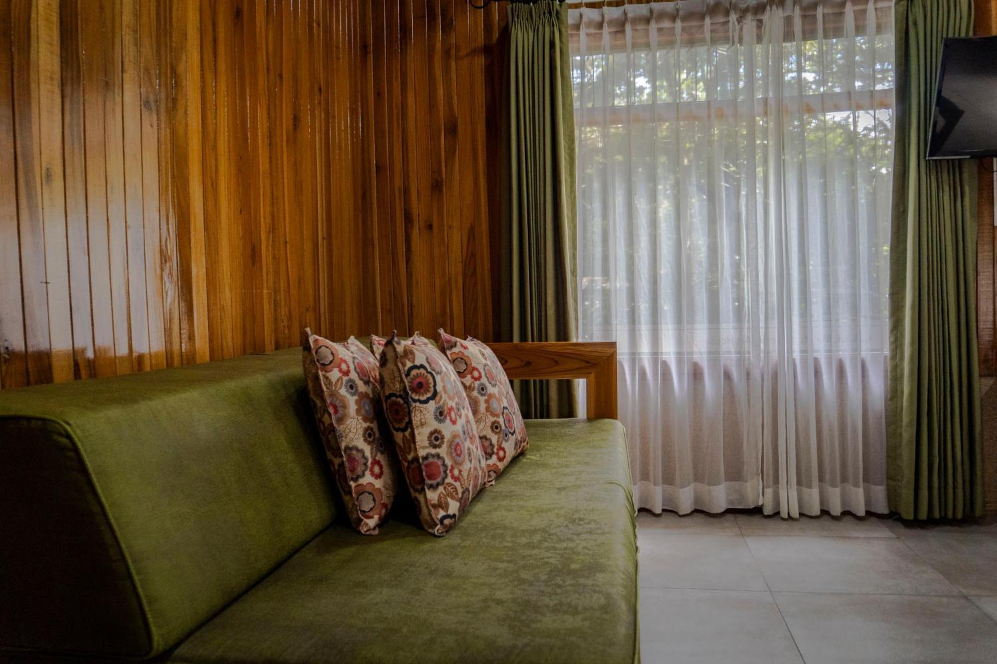 Los Pinos Cabins & Reserve Monteverde Phòng bức ảnh