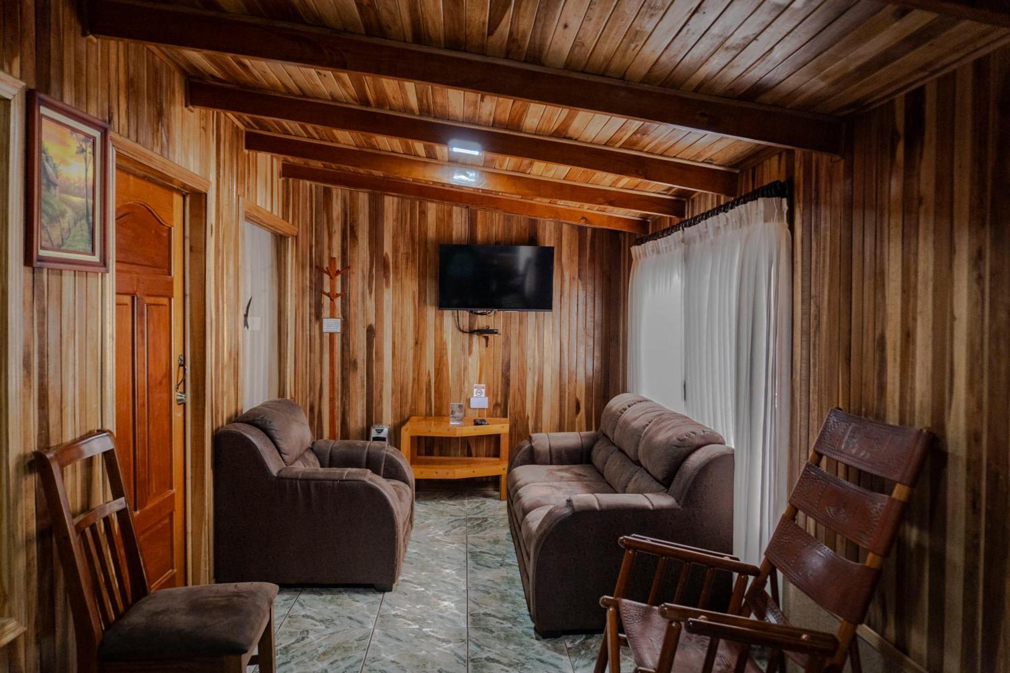 Los Pinos Cabins & Reserve Monteverde Phòng bức ảnh