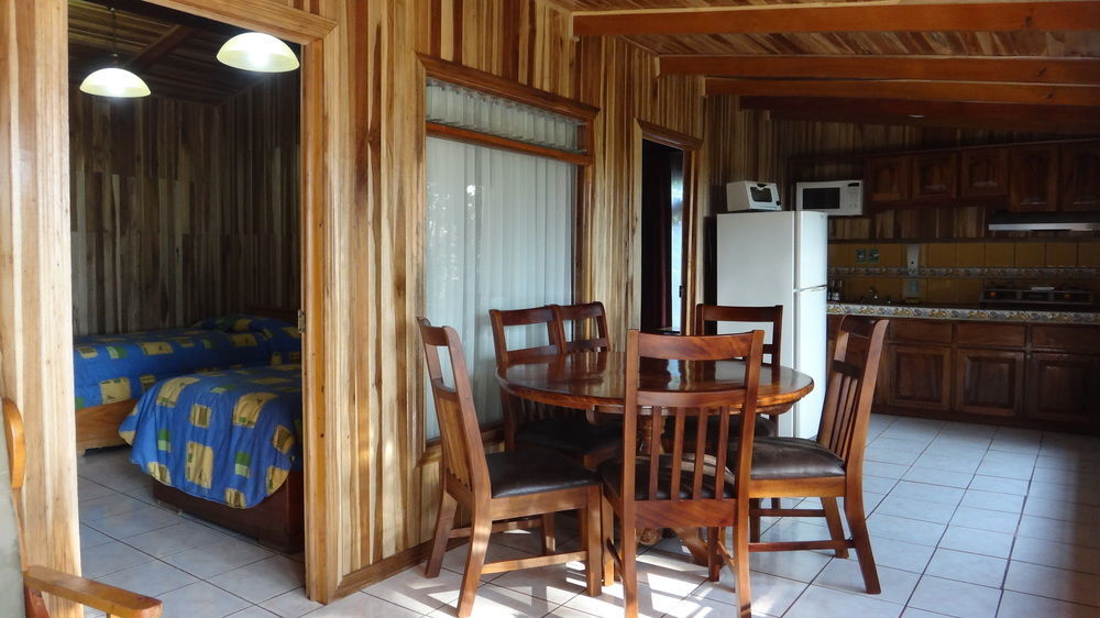 Los Pinos Cabins & Reserve Monteverde Ngoại thất bức ảnh
